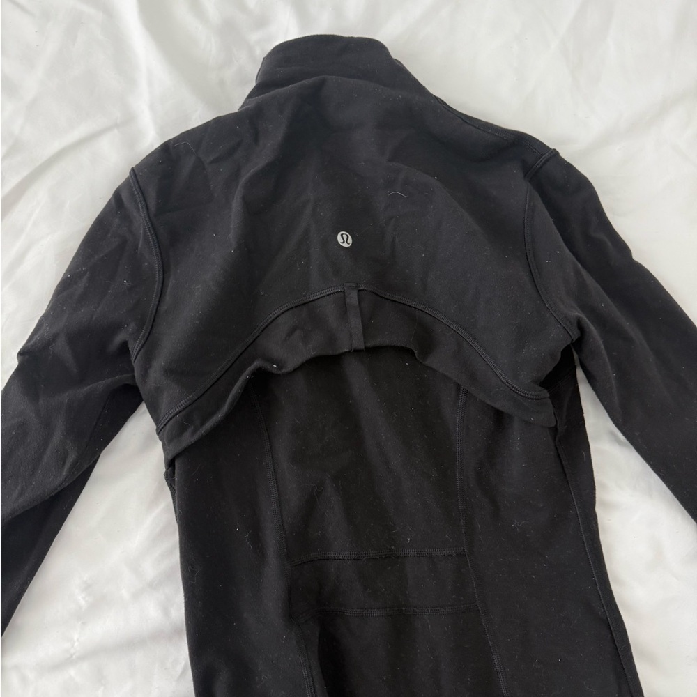 Lululemon Jacket - Picture 3 of 4